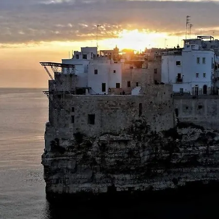 Holiday home Dimoradonnacrescenza -locazione Turistica *