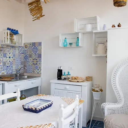 Dimoradonnacrescenza -locazione Turistica * Polignano a Mare